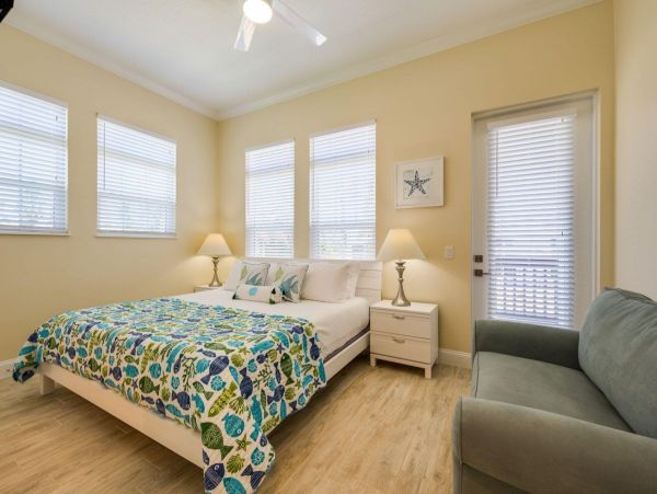 Siesta Key - Eight Bedroom Luxury Residence Sleeps 24 Guests