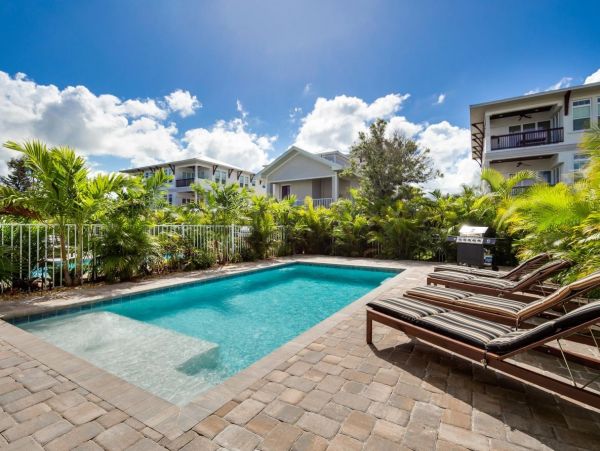 Siesta Key - Eight Bedroom Luxury Residence Sleeps 24 Guests