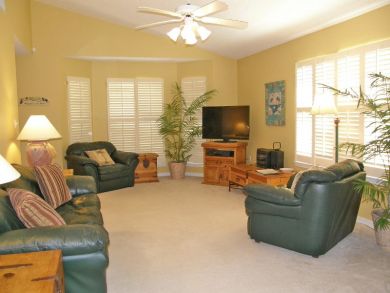 Destin 3 Bedroom Vacation Home Short Walk to the Beach