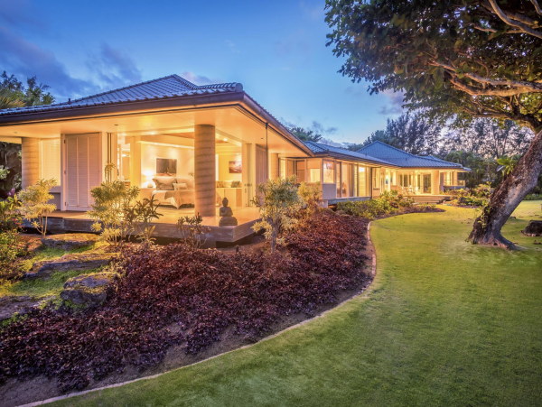 Princeville Kauai Luxury Beachfront House and Guest House