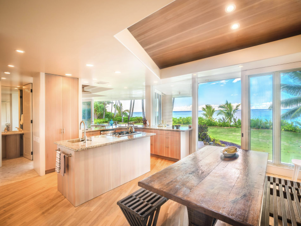 Princeville Kauai Luxury Beachfront House and Guest House