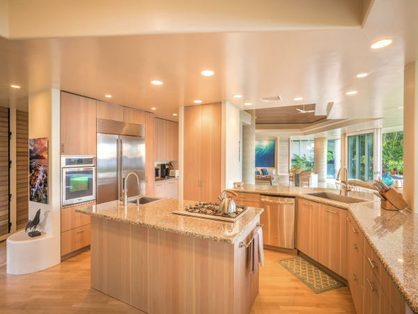 Princeville Kauai Luxury Beachfront House and Guest House