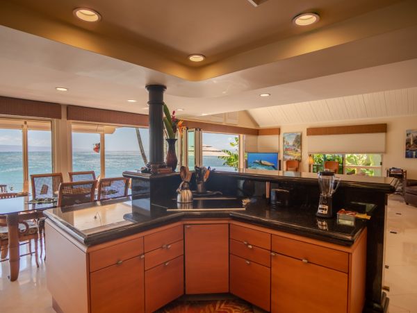 Luxury Napili Vacation Home Sleeps Eight Guests