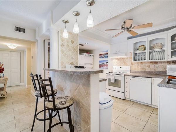 SIESTA KEY BAYSIDE 2 BEDROOM 2 BATH