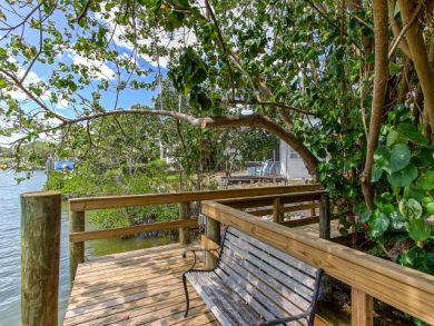 Lovely 2 bed 2 bath Canal front home