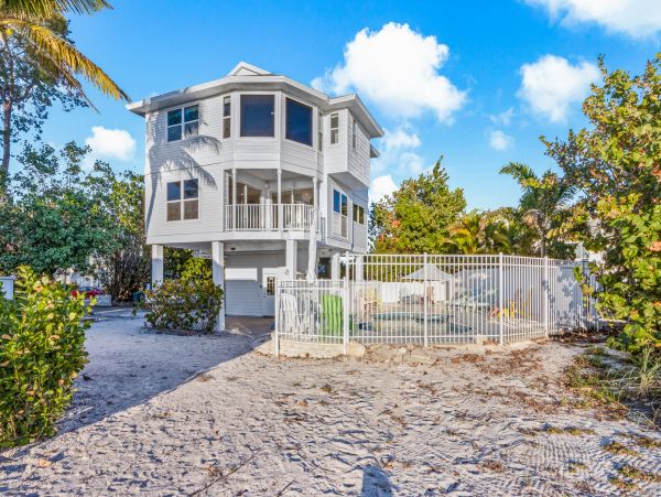 This 5 Bedroom is All About The Beach