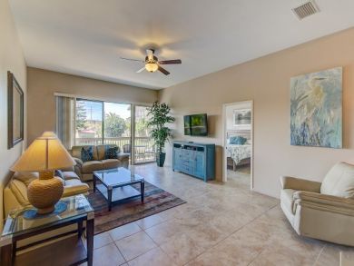Updated Luxury Accommodation Pretty Interior Stroll to Beach - additional view, photo 2