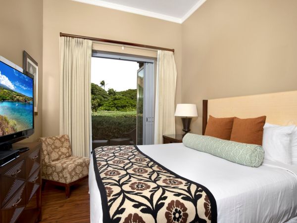 Kaanapali Posh Vacaton Rental Walk Out Luxury