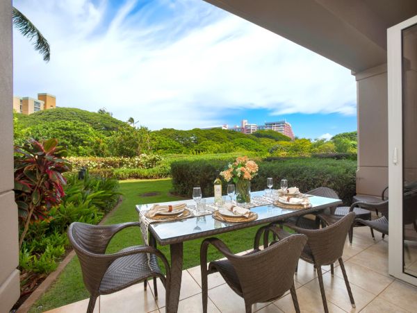 Kaanapali Posh Vacaton Rental Walk Out Luxury