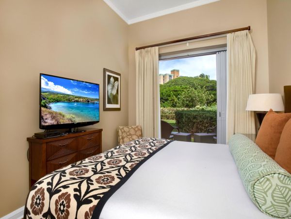 Kaanapali Posh Vacaton Rental Walk Out Luxury