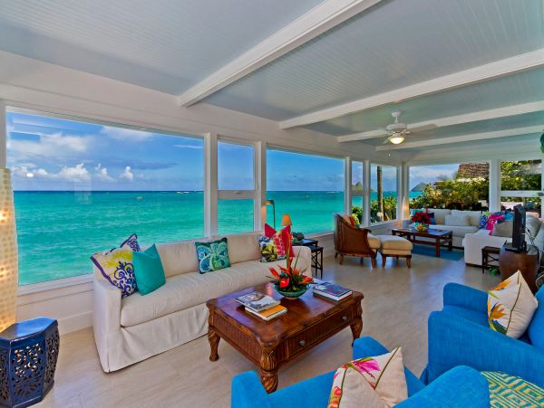 Lanikai Beachfront Four Bedroom Villa Rental