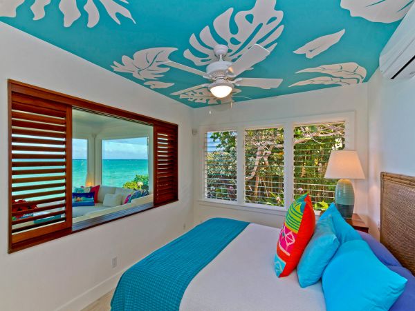 Lanikai Beachfront Four Bedroom Villa Rental
