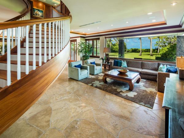 Kailua Beachfront Oceanfront Villa  Pool & Jacuzzi Main House & Guest House