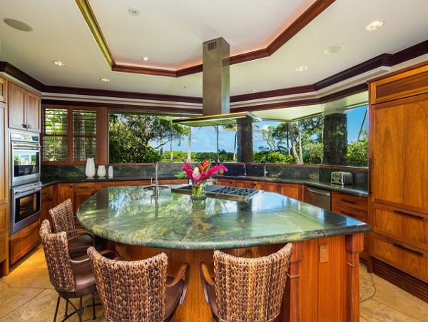Kailua Beachfront Oceanfront Villa  Pool & Jacuzzi Main House & Guest House