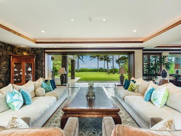 Kailua Beachfront Oceanfront Villa  Pool & Jacuzzi Main House & Guest House