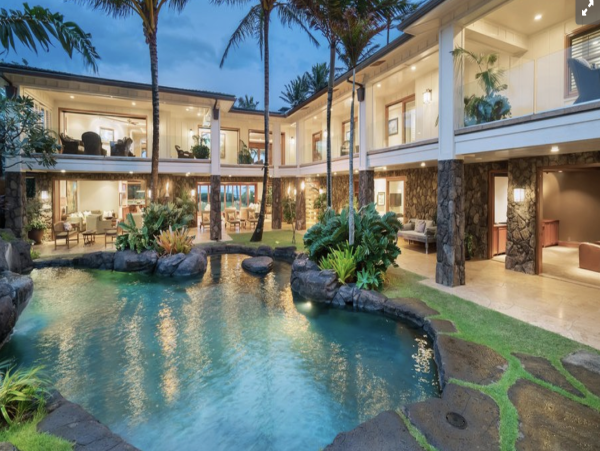 Kailua Beachfront Oceanfront Villa  Pool & Jacuzzi Main House & Guest House
