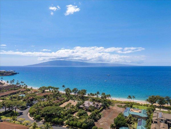 Private Beachfront Estate - West Maui Beachfront Luxury