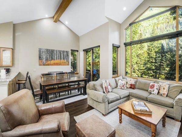 Cascade Luxury Townhome