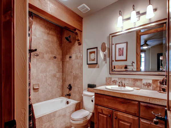 Luxury Walk to Lift 7 Bedrooms Home in Breckenridge