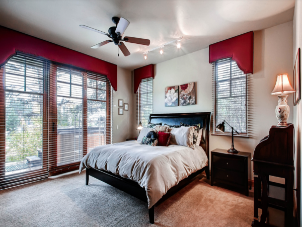 Luxury Walk to Lift 7 Bedrooms Home in Breckenridge
