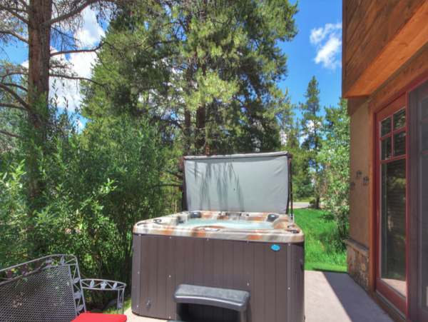 Luxury Walk to Lift 7 Bedrooms Home in Breckenridge