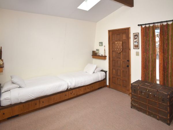 Lionshead Vacation 4 Bedroom Home 3 Minute Walk to Gondola