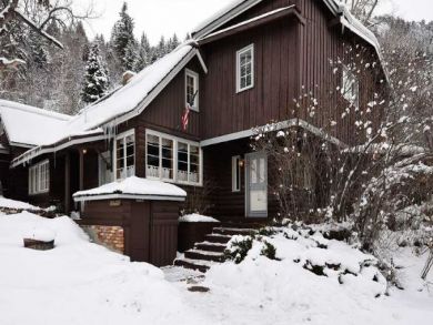 Aspen Ski Vacation Home with Five Bedroom Sleeps 9