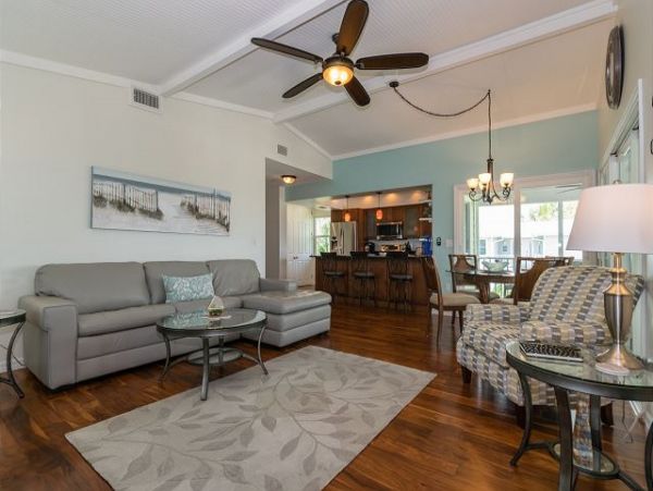 New 4 bedroom Anna Maria rental  WHOLE DUPLEX