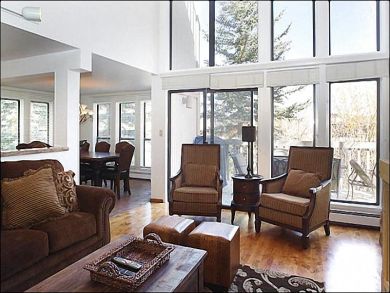 Newly Remodeled Upper VillageSnowmass Vacation home