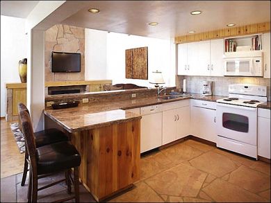 Newly Remodeled Upper VillageSnowmass Vacation home