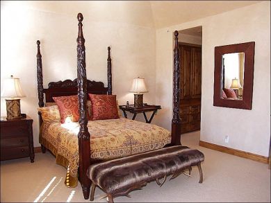 Ski in Ski out Deerbrook Townhome in Snowmass