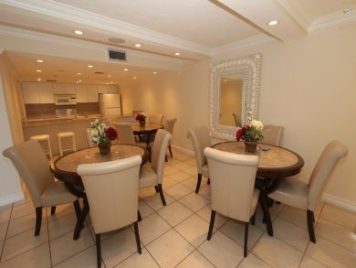 Longboat Key Condo - Sleeps 6 Guests - Full Gulf Views