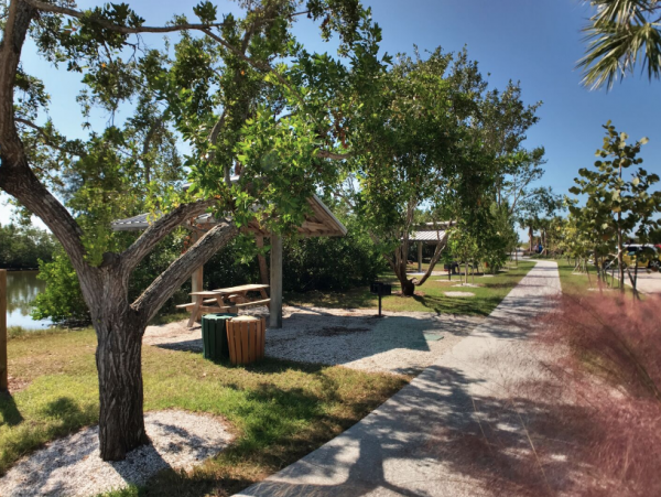 Small Complex in Siesta Key - One Bedroom Units Sleeps 4