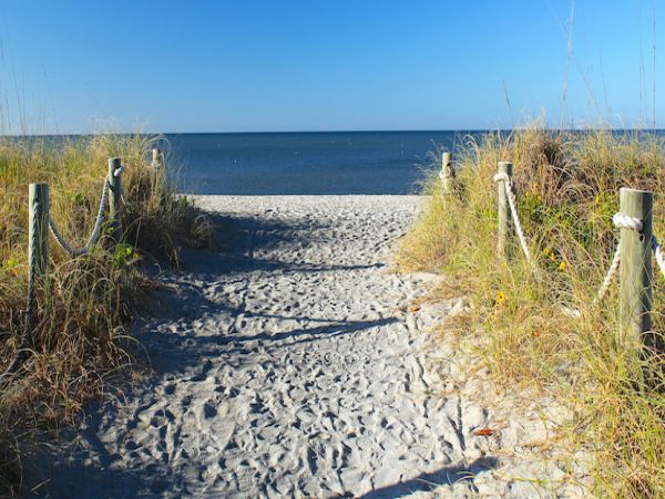 Siesta Key 3 Bedroom Rental Sleeps 8 With Pool Small Complex