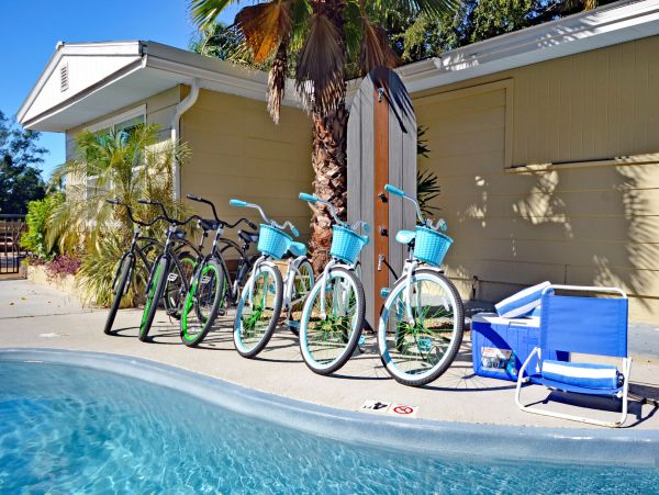 Siesta Key 3 Bedroom Rental Sleeps 8 With Pool Small Complex