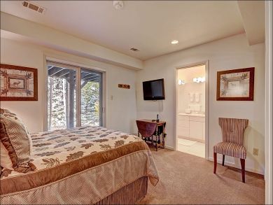 Vail Four Bedroom Vacation Home Sleeps Ten Guests