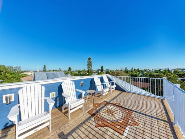 Holmes Beach Luxury Vacation Rental Anna Maria Island Home with Private Pool