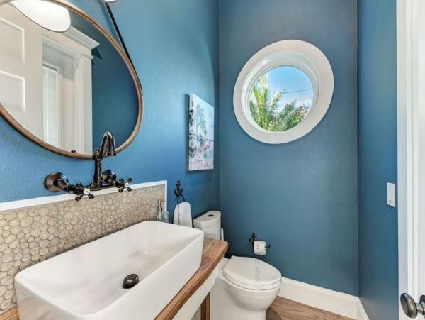 Holmes Beach Luxury Vacation Rental Anna Maria Island Home with Private Pool