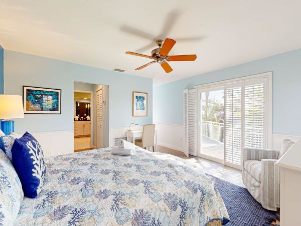 Anna Maria Island Vacation Rental - Luxury Waterfront Home with Pool & Spa