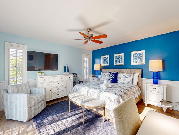 Anna Maria Island Vacation Rental - Luxury Waterfront Home with Pool & Spa