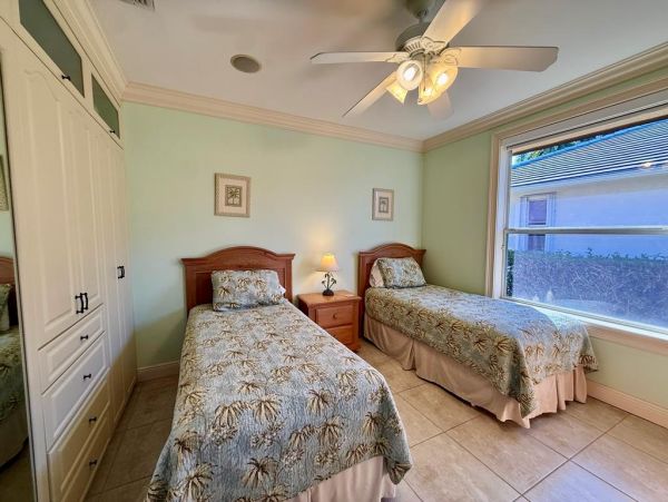 Marco Island Vacation Rental - Walk to Beach Waterfront Home