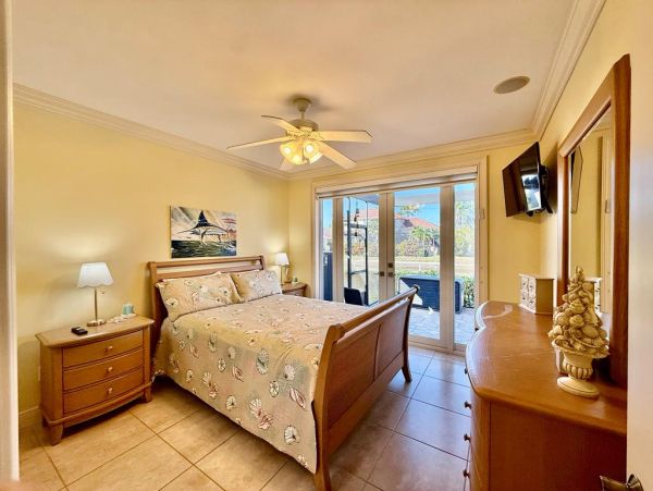Marco Island Vacation Rental - Walk to Beach Waterfront Home