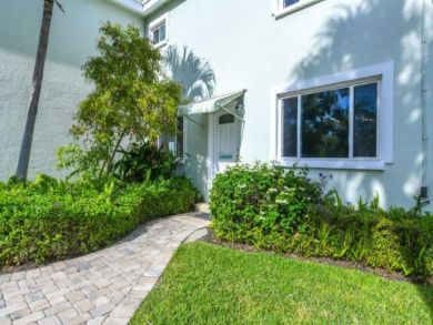 Two Bedroom, One Bathroom Anna Maria Condo Sleeps Five