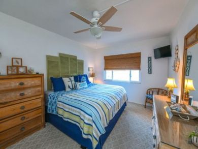 Two Bedroom, One Bathroom Anna Maria Condo Sleeps Five