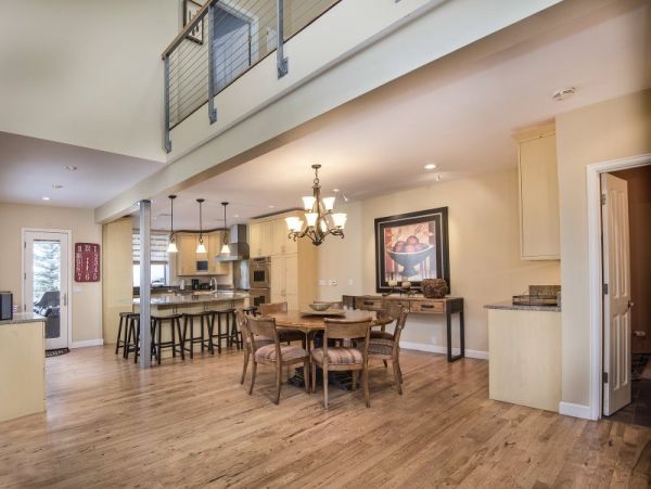 Vail Vacation Home - Drive to Slopes - Sleeps 12