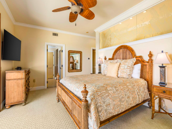 Big Island Luxurious 4-Bedroom Villa with Ocean Views & Pool BEACH CLUB ACCESS