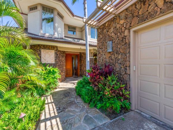 Big Island Luxurious 4-Bedroom Villa with Ocean Views & Pool BEACH CLUB ACCESS