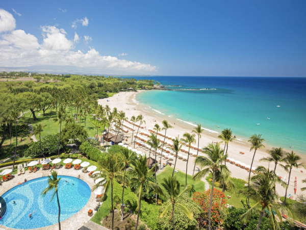 Big Island Luxurious 4-Bedroom Villa with Ocean Views & Pool BEACH CLUB ACCESS