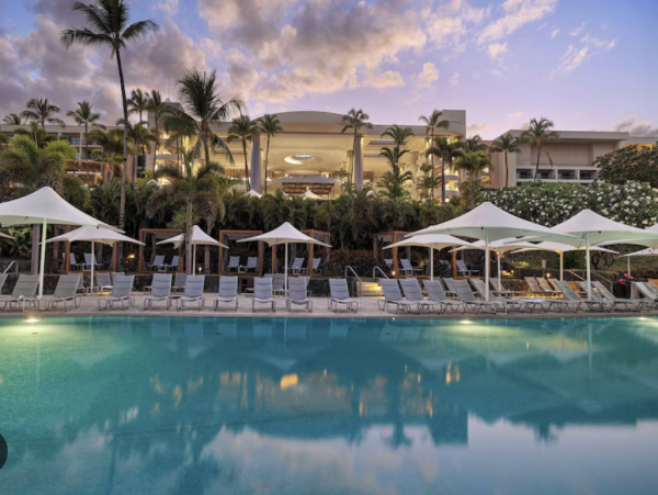 Big Island Luxurious 4-Bedroom Villa with Ocean Views & Pool BEACH CLUB ACCESS