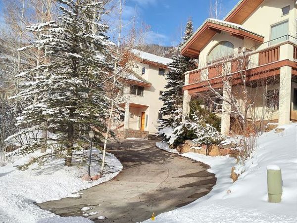 Five Bedroom Vatation Home with Amazing Mountain Views in Vail